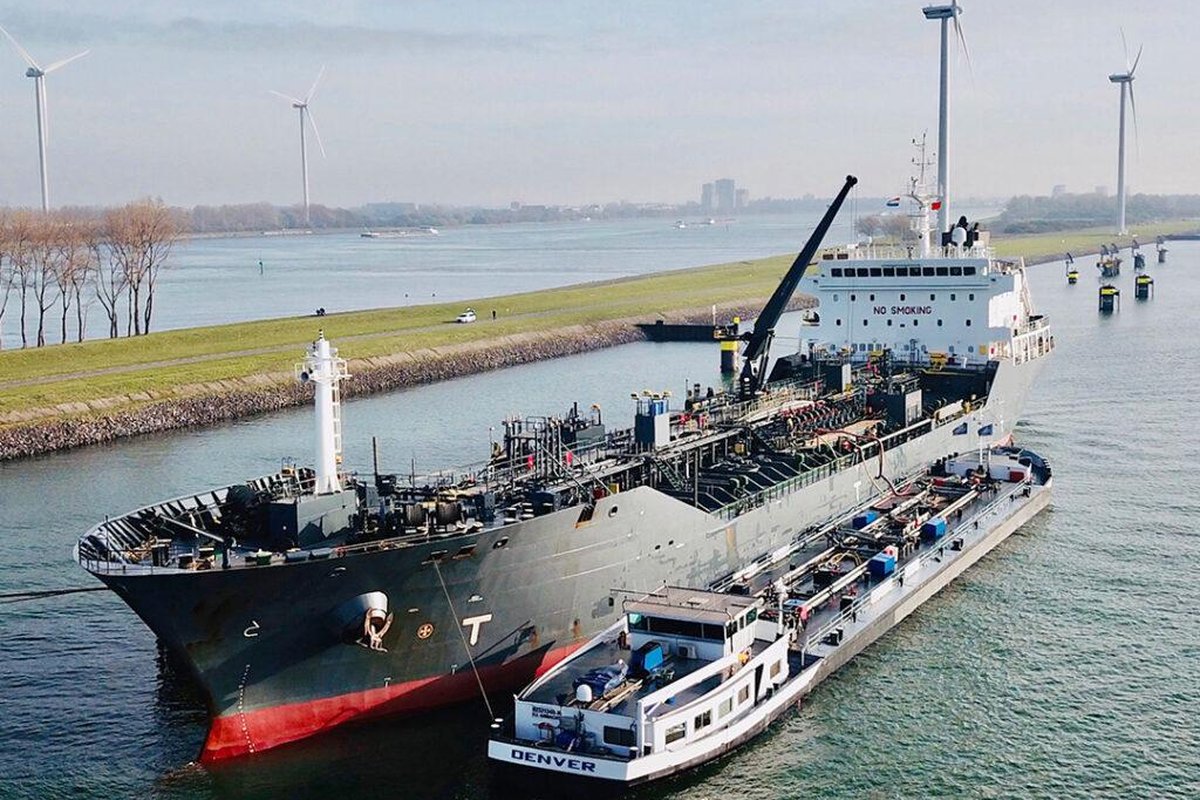 De-Bunkering